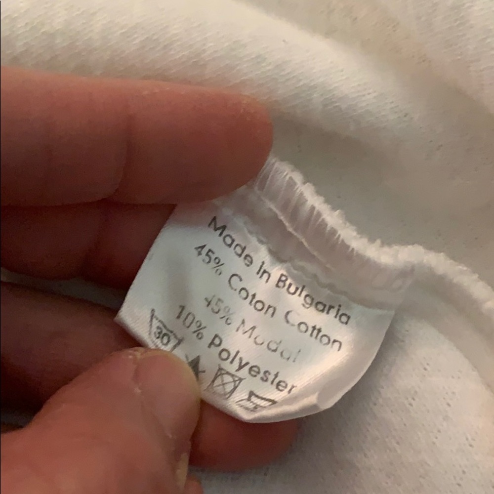 PLUTO Robe - Picture 9 of 13